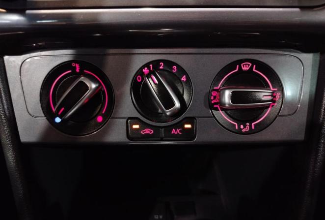 Volkswagen Polo V Рестайлинг с пробегом 2019 года, цена 1 580 000 рублей, 45653 км, седан, Автокод Объявления