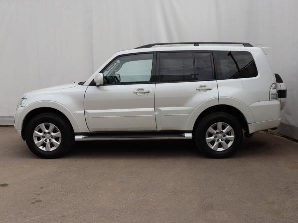 Mitsubishi Pajero IV Рестайлинг 2 с пробегом 2014 года, цена 2 599 000 рублей, 145107 км, внедорожник, Автокод Объявления