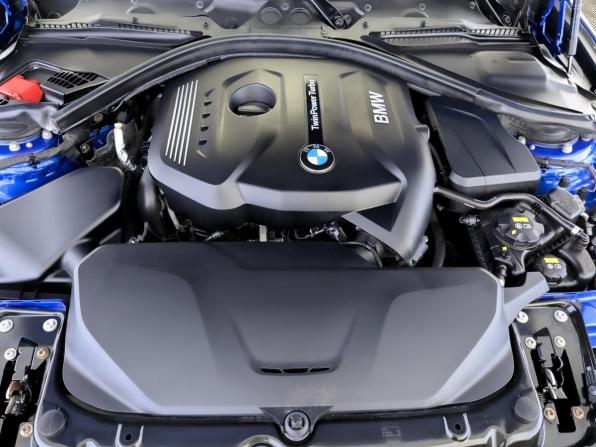 BMW 3 серии VI (F3x) Рестайлинг с пробегом 2018 года, цена 3 090 000 рублей, 89771 км, седан, Автокод Объявления