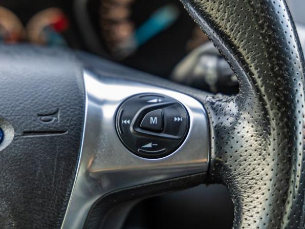 Ford Focus III с пробегом 2012 года, цена 558 000 рублей, 155000 км, хэтчбек, Автокод Объявления