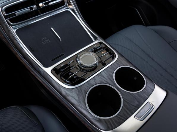 Geely Galaxy M7 с пробегом 2026 года, цена 3 835 000 рублей, 42 км, внедорожник, Автокод Объявления