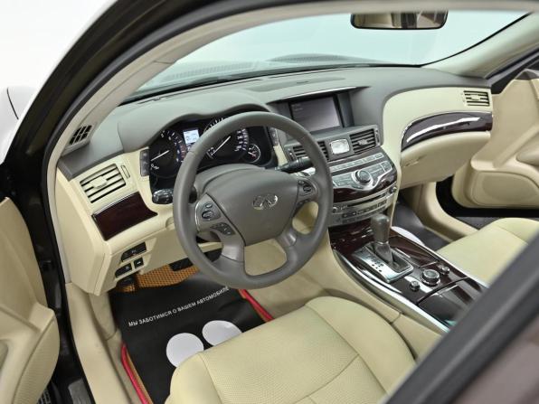 Infiniti Q70 I Рестайлинг с пробегом 2015 года, цена 2 049 000 рублей, 136000 км, седан, Автокод Объявления