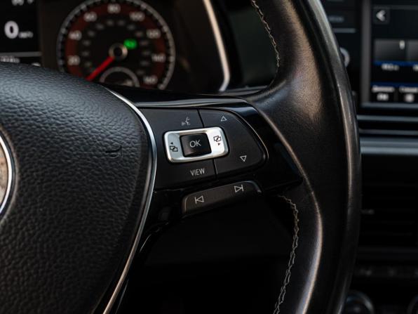 Volkswagen Jetta VII с пробегом 2019 года, цена 1 970 000 рублей, 128449 км, седан, Автокод Объявления