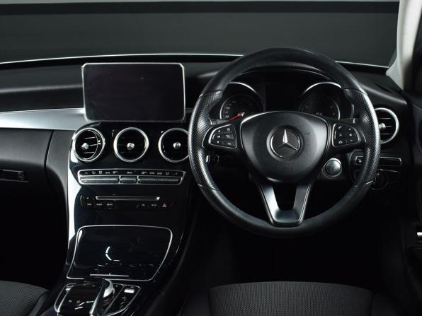 Mercedes-Benz C-Класс IV (W205) с пробегом 2015 года, цена 1 909 995 рублей, 58812 км, седан, Автокод Объявления
