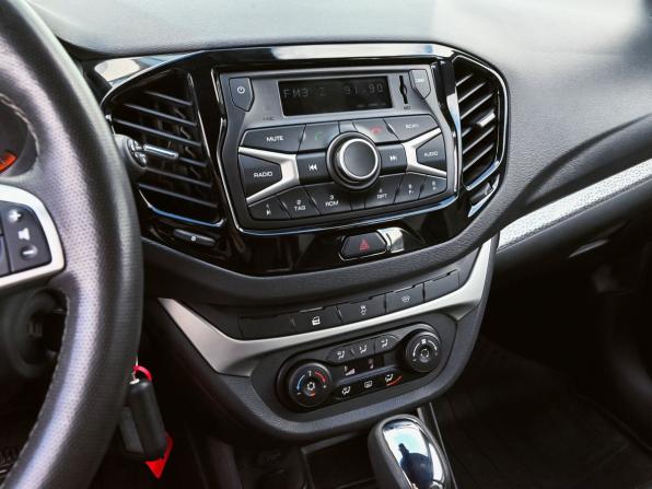 Lada (ВАЗ) Vesta I с пробегом 2021 года, цена 1 195 000 рублей, 107000 км, универсал, Автокод Объявления