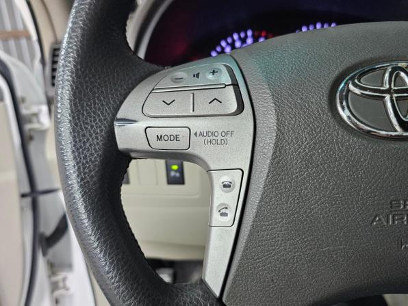 Toyota Camry VI (XV40) Рестайлинг с пробегом 2010 года, цена 1 350 000 рублей, 215430 км, седан, Автокод Объявления
