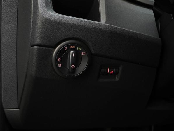 Volkswagen Caravelle T6 с пробегом 2016 года, цена 2 790 050 рублей, 166691 км, минивэн, Автокод Объявления