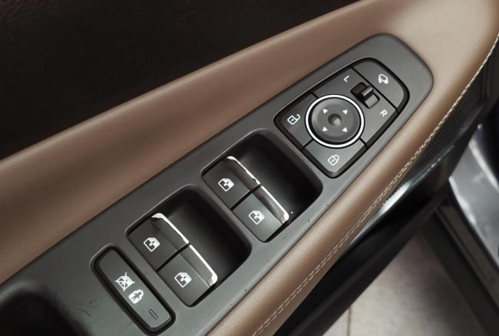 Hyundai Santa Fe IV Саратов  - изображение 25