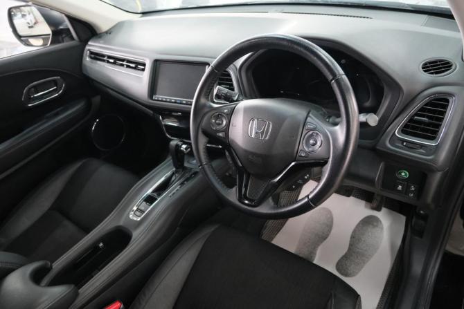 Honda Vezel I Рестайлинг с пробегом 2020 года, цена 2 239 000 рублей, 69000 км, внедорожник, Автокод Объявления