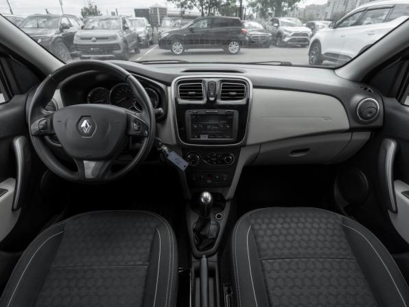 Renault Logan II с пробегом 2014 года, цена 730 000 рублей, 90377 км, седан, Автокод Объявления