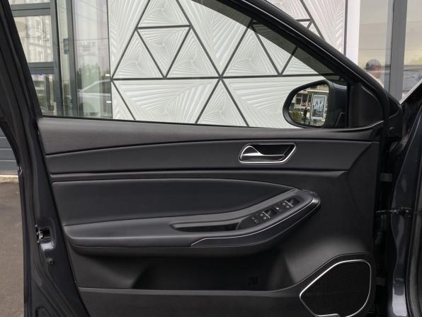 Omoda S5 с пробегом 2023 года, цена 1 449 000 рублей, 50245 км, седан, Автокод Объявления