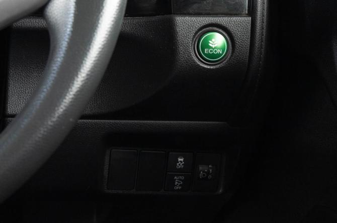 Honda Shuttle II с пробегом 2016 года, цена 1 439 000 рублей, 126800 км, универсал, Автокод Объявления