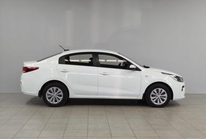 Kia Rio IV с пробегом 2018 года, цена 1 450 000 рублей, 48493 км, седан, Автокод Объявления