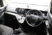 Toyota ISis I Рестайлинг Иркутск  - изображение 34
