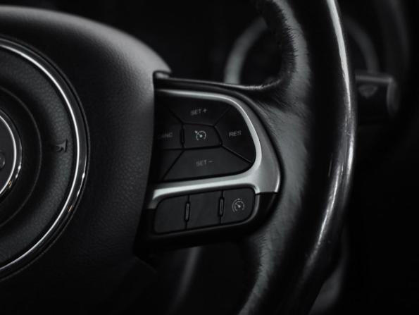 Jeep Renegade I с пробегом 2018 года, цена 1 299 000 рублей, 142000 км, внедорожник, Автокод Объявления