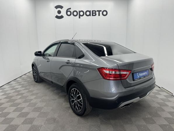Lada (ВАЗ) Vesta I с пробегом 2018 года, цена 990 000 рублей, 124320 км, седан, Автокод Объявления