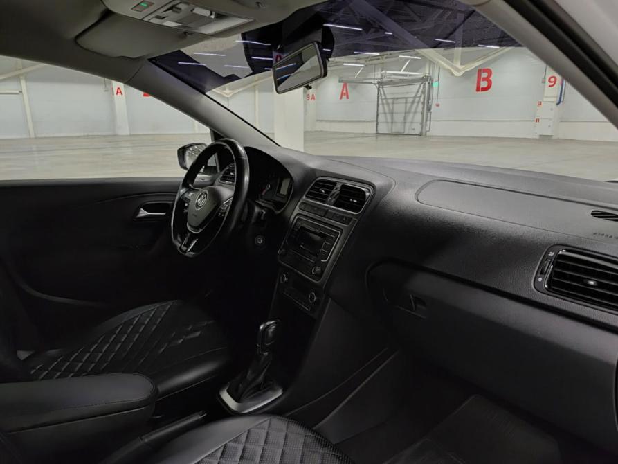 Volkswagen Polo V Рестайлинг Казань  - изображение 13