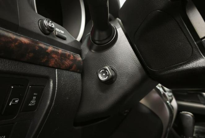 Toyota Land Cruiser 200 Series с пробегом 2008 года, цена 3 345 000 рублей, 302787 км, внедорожник, Автокод Объявления