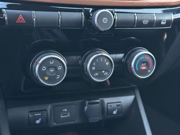 Lada (ВАЗ) Vesta I Рестайлинг (NG) с пробегом 2024 года, цена 1 450 000 рублей, 37000 км, универсал, Автокод Объявления