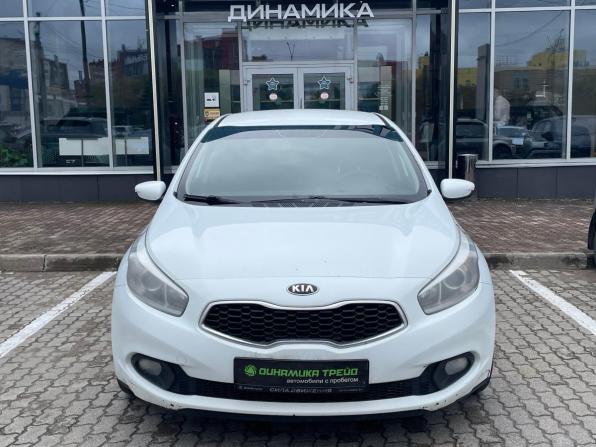 Kia Ceed II с пробегом 2012 года, цена 660 000 рублей, 293320 км, хэтчбек, Автокод Объявления