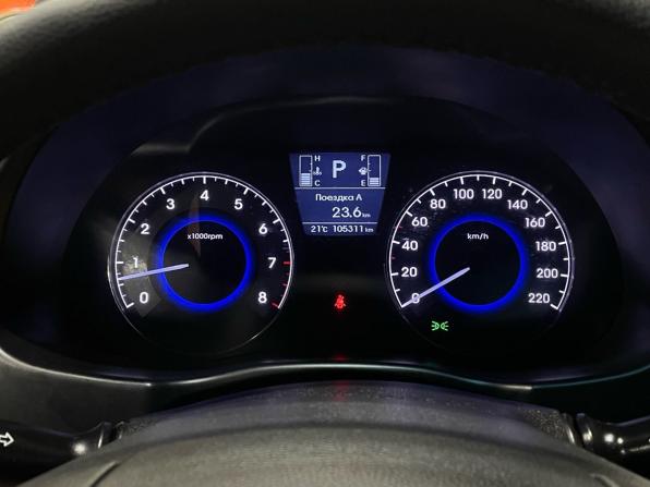 Hyundai Solaris I Рестайлинг с пробегом 2016 года, цена 1 025 000 рублей, 105307 км, хэтчбек, Автокод Объявления