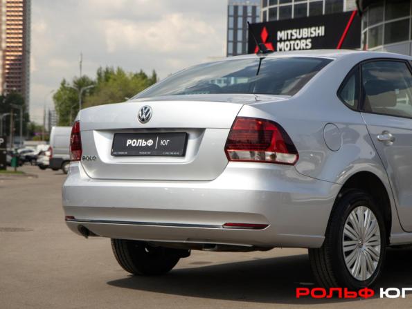 Volkswagen Polo V Рестайлинг с пробегом 2018 года, цена 1 220 000 рублей, 150366 км, седан, Автокод Объявления