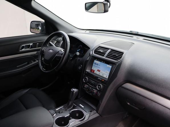 Ford Explorer V Рестайлинг 2 с пробегом 2018 года, цена 2 799 000 рублей, 113000 км, внедорожник, Автокод Объявления