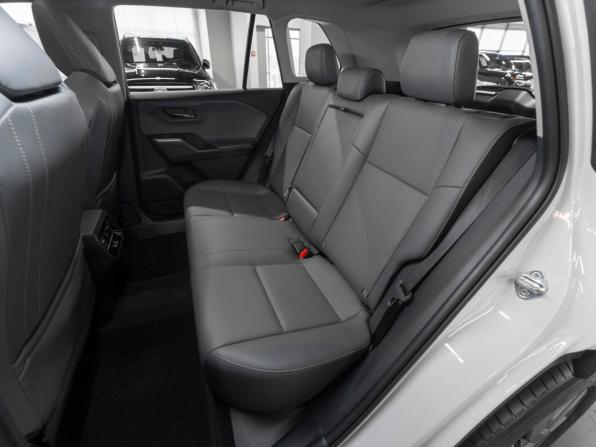 Toyota RAV4 VI (XA60) с пробегом 2026 года, цена 4 500 000 рублей, 15 км, внедорожник, Автокод Объявления