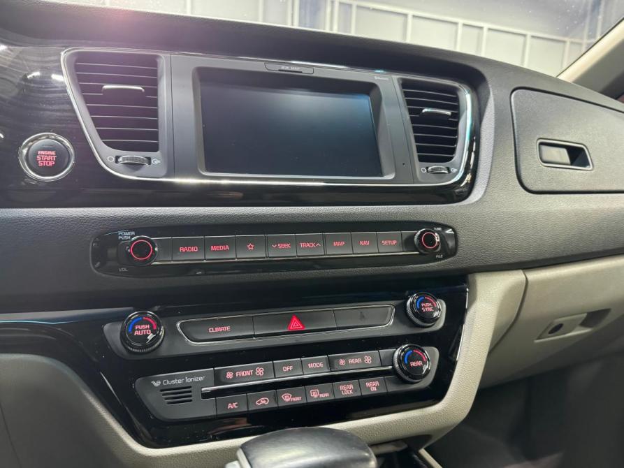 Kia Carnival III Красноярск  - изображение 17