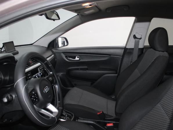 Kia Rio IV с пробегом 2018 года, цена 1 209 900 рублей, 190820 км, седан, Автокод Объявления