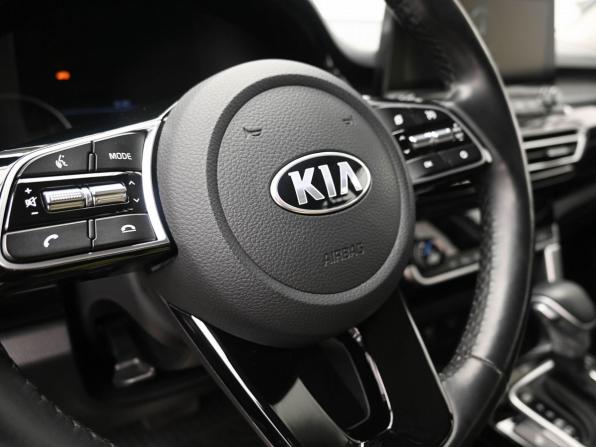 Kia Seltos I с пробегом 2020 года, цена 2 350 000 рублей, 60245 км, внедорожник, Автокод Объявления