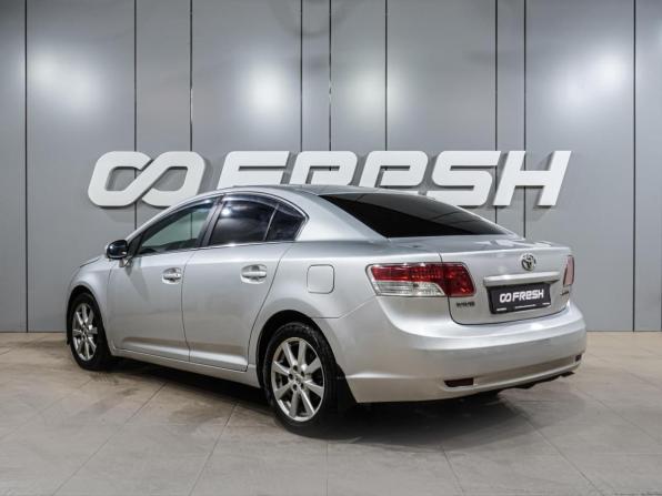 Toyota Avensis III с пробегом 2010 года, цена 999 000 рублей, 164701 км, седан, Автокод Объявления