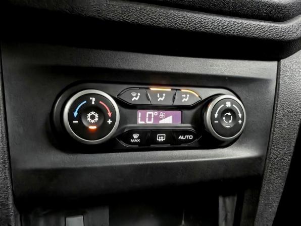 Lada (ВАЗ) XRAY I с пробегом 2018 года, цена 699 000 рублей, 128093 км, хэтчбек, Автокод Объявления