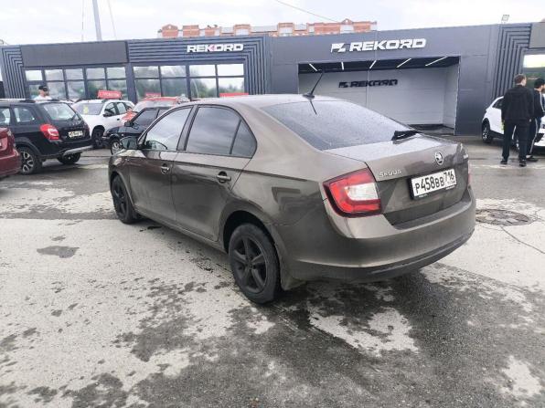 Skoda Rapid I Рестайлинг с пробегом 2019 года, цена 1 299 000 рублей, 141000 км, лифтбек, Автокод Объявления