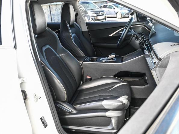 Omoda C5 I Рестайлинг с пробегом 2024 года, цена 1 794 000 рублей, 28922 км, внедорожник, Автокод Объявления