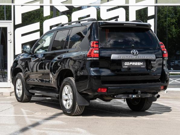 Toyota Land Cruiser Prado 150 Series Рестайлинг 2 с пробегом 2018 года, цена 5 299 000 рублей, 116818 км, внедорожник, Автокод Объявления