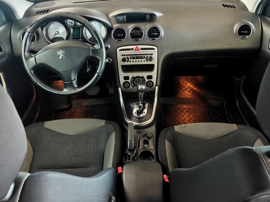 Peugeot 308 I Москва  - изображение 9