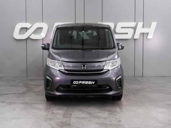 Honda Stepwgn V с пробегом 2017 года, цена 1 824 000 рублей, 242487 км, минивэн, Автокод Объявления