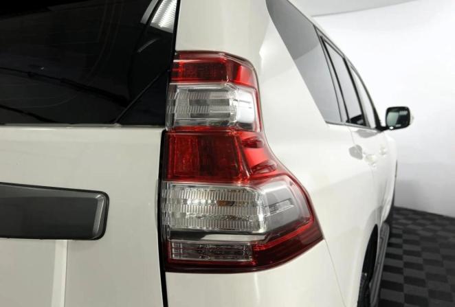Toyota Land Cruiser Prado 150 Series Рестайлинг 1 с пробегом 2016 года, цена 3 600 000 рублей, 178869 км, внедорожник, Автокод Объявления