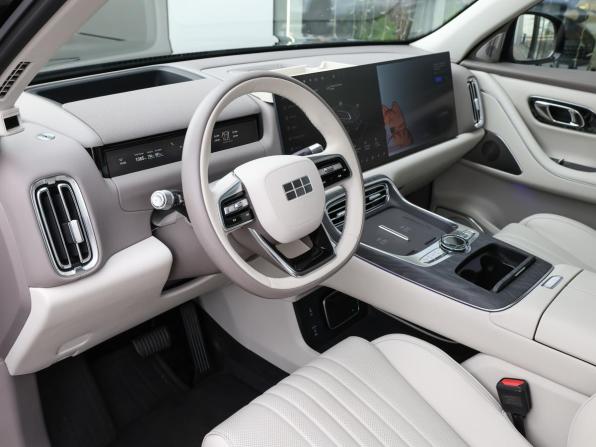 Geely Galaxy M9 с пробегом 2025 года, цена 6 349 000 рублей, 25500 км, внедорожник, Автокод Объявления