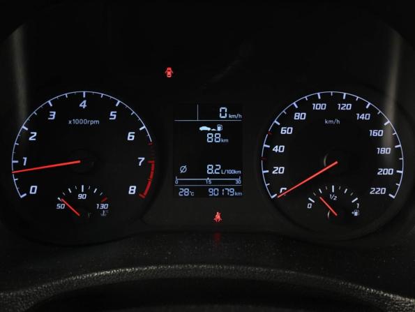 Hyundai Solaris II Рестайлинг с пробегом 2021 года, цена 1 635 000 рублей, 90179 км, седан, Автокод Объявления
