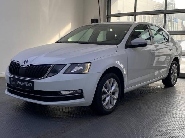 Skoda Octavia III (A7) Рестайлинг с пробегом 2018 года, цена 1 409 000 рублей, 166827 км, лифтбек, Автокод Объявления