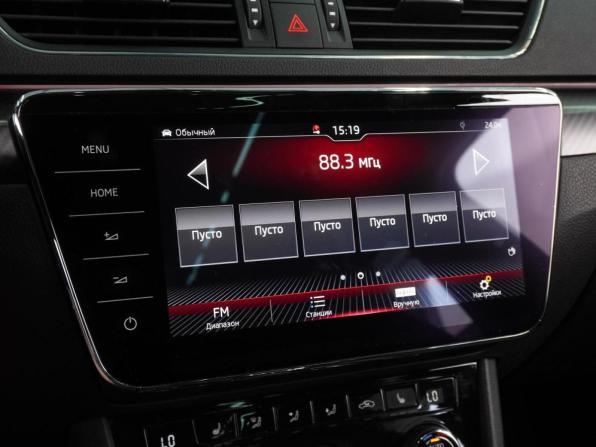 Skoda Superb III Рестайлинг с пробегом 2019 года, цена 3 180 000 рублей, 130114 км, универсал, Автокод Объявления