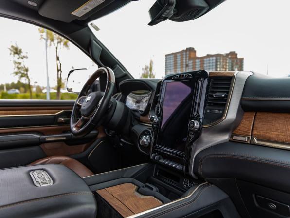 Ram 1500 V с пробегом 2021 года, цена 7 648 000 рублей, 59317 км, offers.body_type.unknown, Автокод Объявления