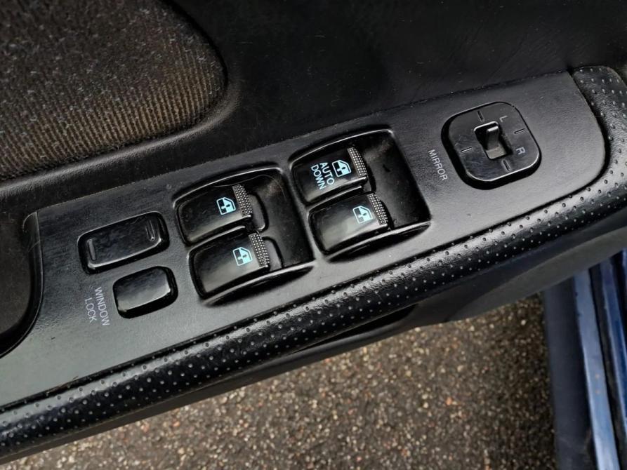 Hyundai Sonata IV (EF) Рестайлинг Санкт-Петербург  - изображение 12