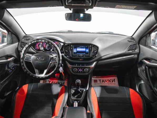 Lada (ВАЗ) Vesta I с пробегом 2019 года, цена 1 100 000 рублей, 105780 км, седан, Автокод Объявления