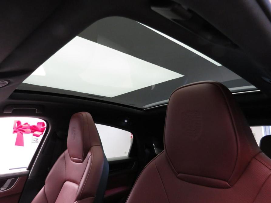 Porsche Cayenne III Рестайлинг Санкт-Петербург  - изображение 24
