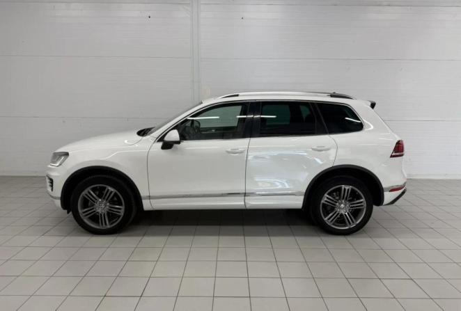 Volkswagen Touareg II Рестайлинг с пробегом 2017 года, цена 3 280 000 рублей, 233454 км, внедорожник, Автокод Объявления