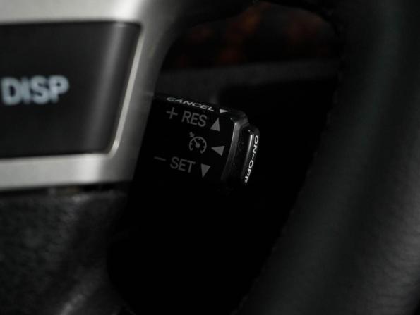 Toyota Land Cruiser 200 Series Рестайлинг 1 с пробегом 2015 года, цена 4 289 000 рублей, 247591 км, внедорожник, Автокод Объявления
