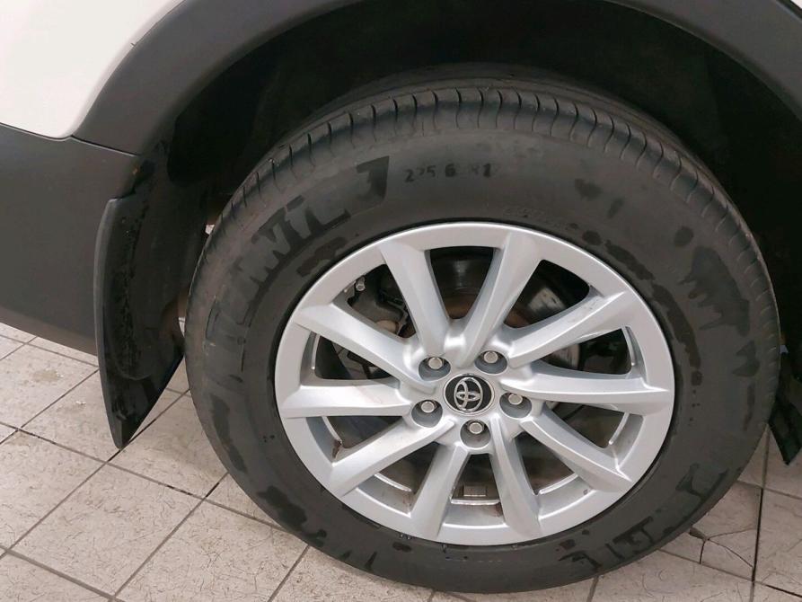 Toyota RAV4 IV (XA40) Москва  - изображение 15